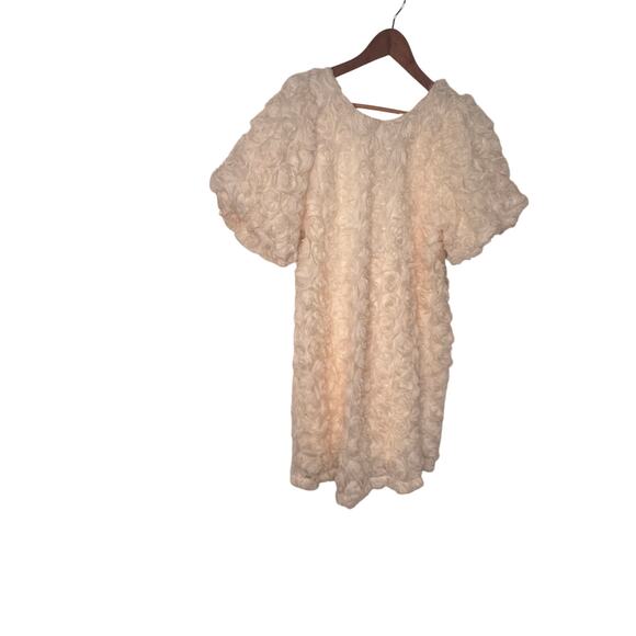 Le February Women’s Large Ivory 3D Rosette Mini Dress Puff Sleeve Bow Back NWT - Picture 9 of 12